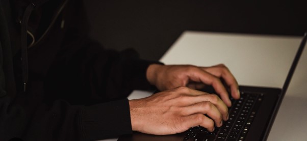 Foto - Bu üç uygulamayı hemen silin! Banka bilgilerini çalıyor!