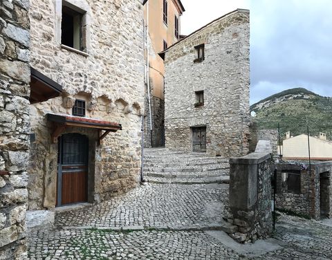 Foto - Burada evler 10 TL'ye satılıyor! Tek bir şartları var