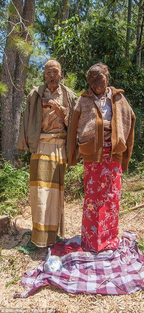 Foto - Bu ülkelerin ölülerine yaptıklarına inanamayacaksınız!