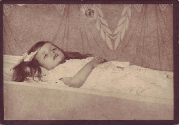 Foto - Bu ülkelerin ölülerine yaptıklarına inanamayacaksınız!