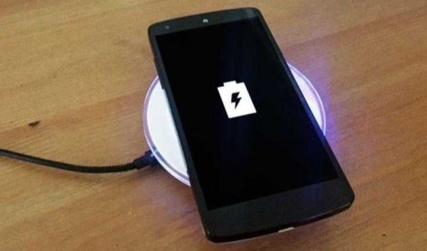 Foto - Bu uygulamalar telefon şarjını tüketiyor