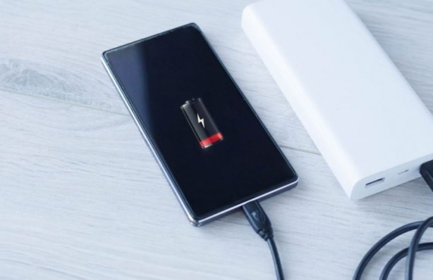 Foto - Bu uygulamalar telefon şarjını tüketiyor