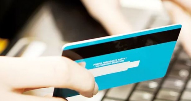 Foto - Bu uygulamaları telefonunuzdan hemen silin! Kredi kartından izinsiz para çekiyorlar