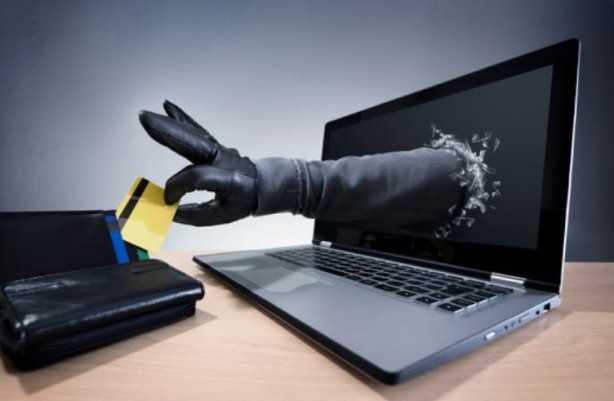 Foto - Bu uygulamaları telefonunuzdan hemen silin! Kredi kartından izinsiz para çekiyorlar