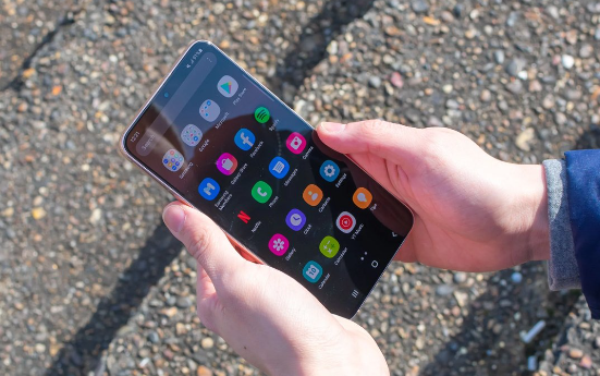 Bu uygulamaları telefonunuzdan hemen silin! Son dakika uyarısı yapıldı: Beş parasız kalabilirsiniz