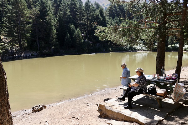 Foto - Bu yıl binlerce kişi bu tabiat parkına akın etti