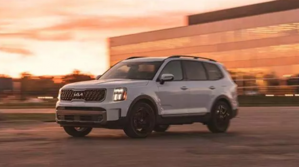 Foto - Bu yılın en beğenilen 10 otomobili açıklandı! 100 kişiden 93'ü hayran kaldı