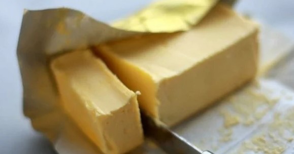 Foto - Bu yiyecekleri evinize bile sokmayın!