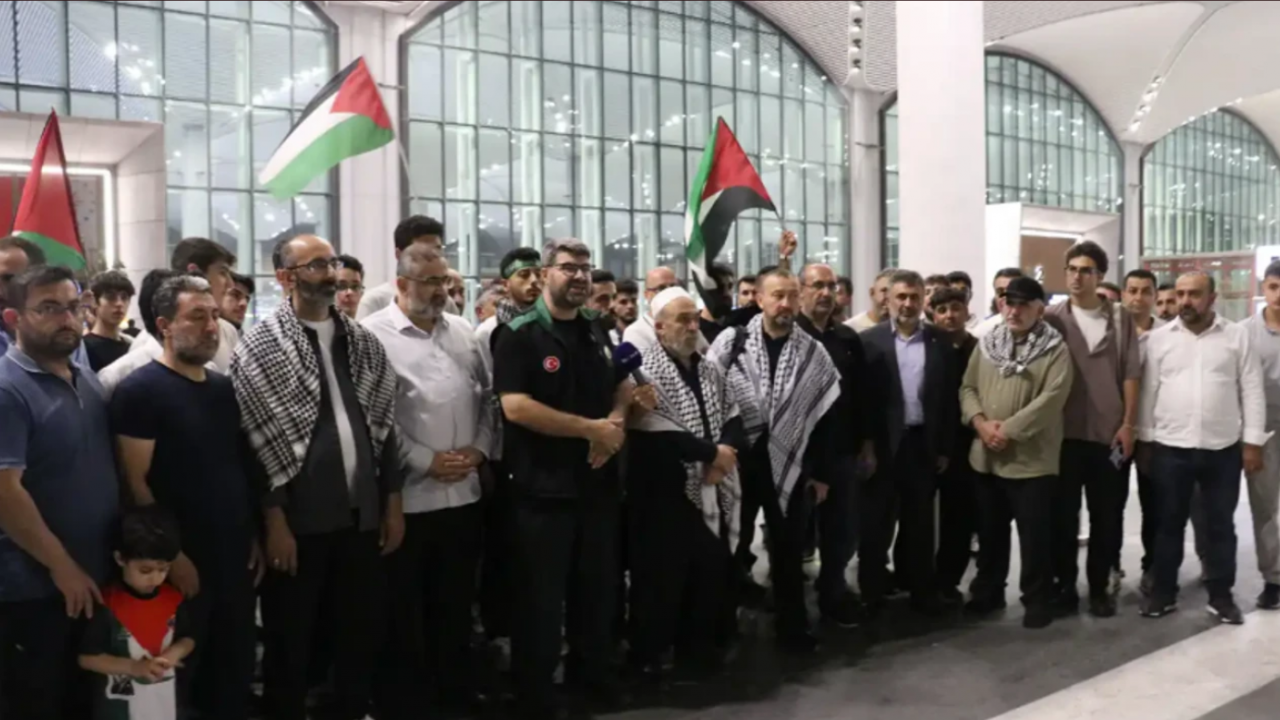Bu yolculuk Gazze’ye! ‘Küresel Sumud Filosu’ İstanbul'dan uğurlandı: Kıyamette Ebu Ubeyde ile davalık olmamak için?