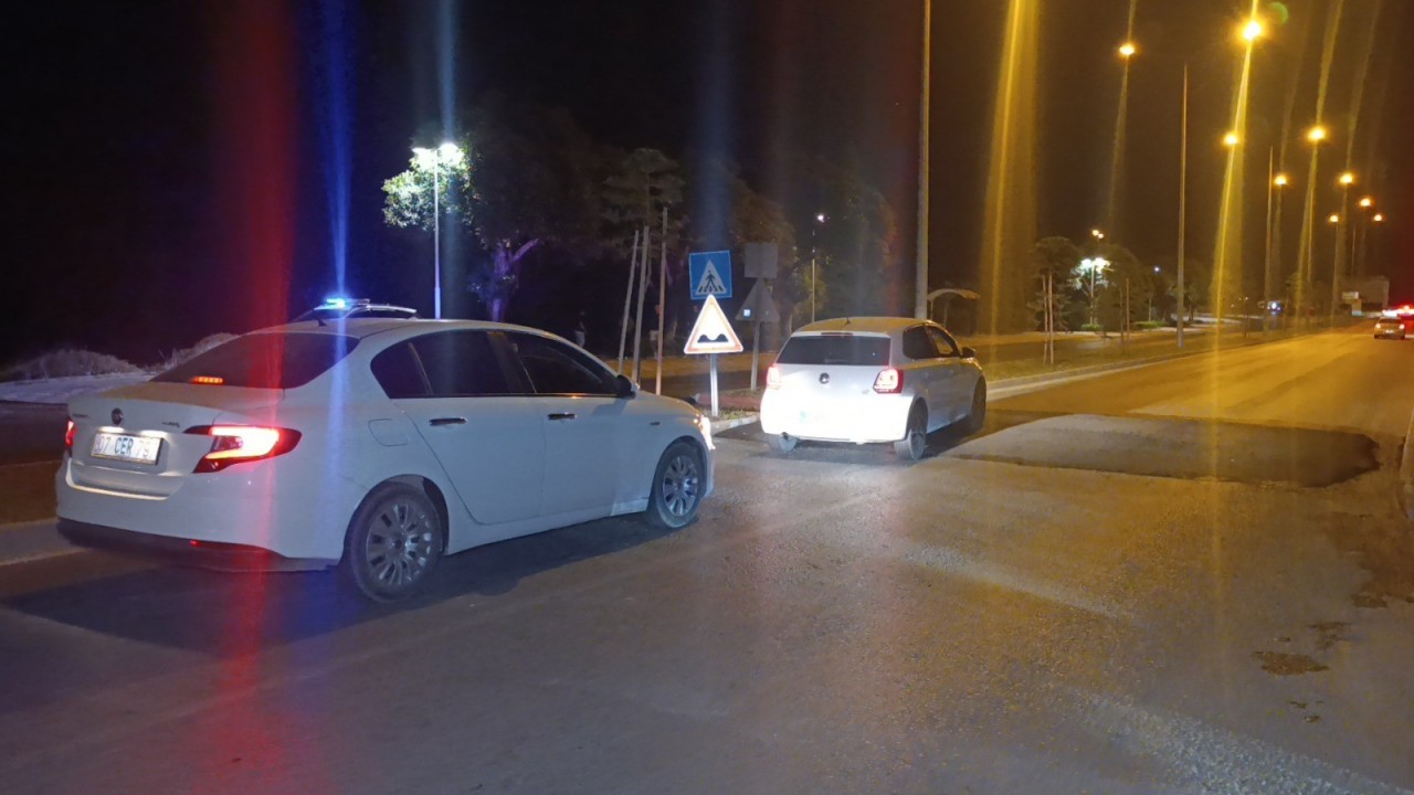 Foto - Bu yoldan geçen herkes sanayinin yolunu tutuyor