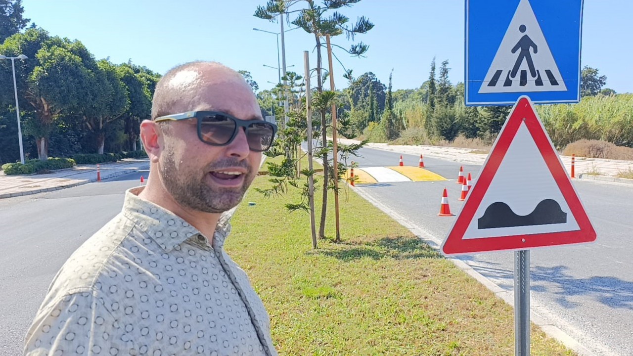 Foto - Bu yoldan geçen herkes sanayinin yolunu tutuyor