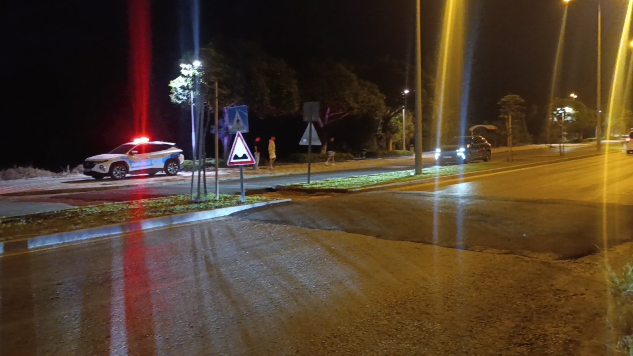 Foto - Bu yoldan geçen herkes sanayinin yolunu tutuyor