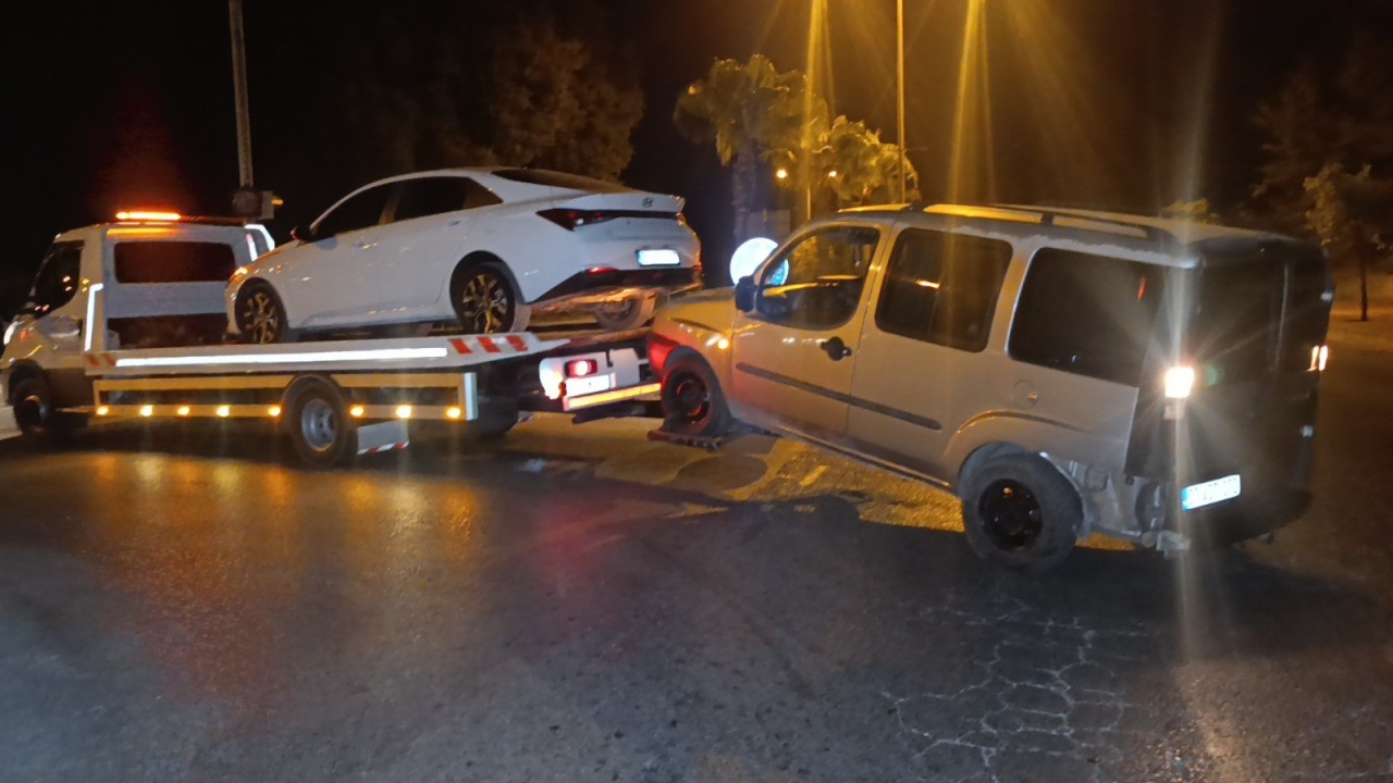 Foto - Bu yoldan geçen herkes sanayinin yolunu tutuyor