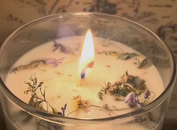 Bu yöntemi kesinlikle deneyin! Ev yapımı mum hazırlamanın püf noktaları