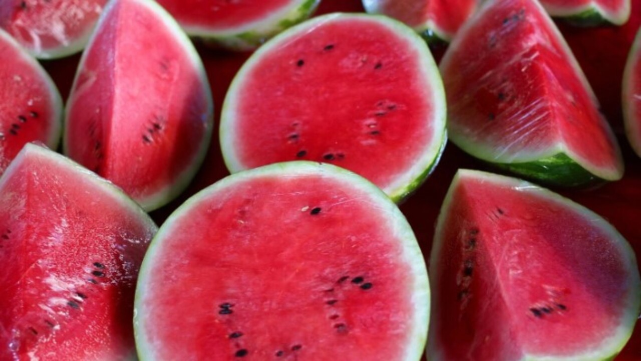 Foto - Bu yöntemle kelek çıkmıyor! İşte en iyi karpuzu seçmenin kolay yolu