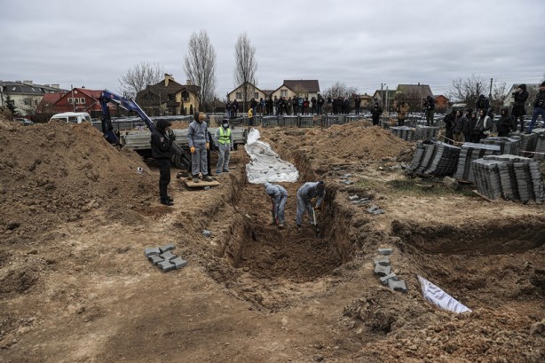 Foto - Buça’da açılan ikinci toplu mezardan 8 sivilin cesedi çıkarıldı