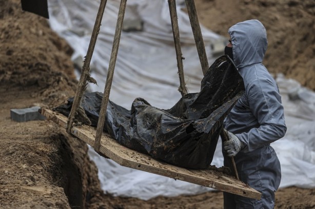 Foto - Buça’da açılan ikinci toplu mezardan 8 sivilin cesedi çıkarıldı