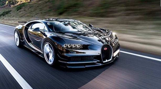 Foto - Bugatti sınırları zorluyor! Uçakla yarışacak!