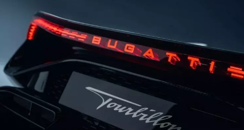 Foto - Bugatti ‘Tourbillion’u tanıttı! Fiyatıyla dudak uçuklatıyor
