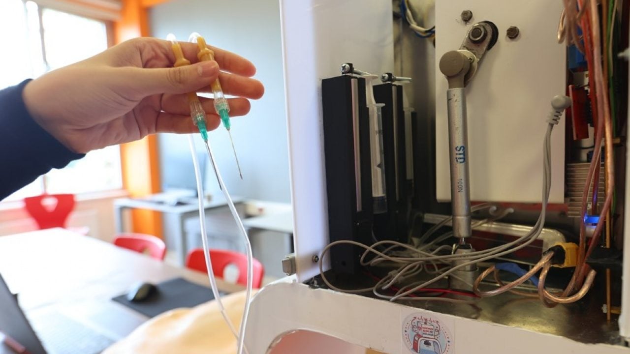 Foto - Bugün bunu yapan öğrenciler yarın neler yapmaz! Doktorların işini kolaylaştıran icat