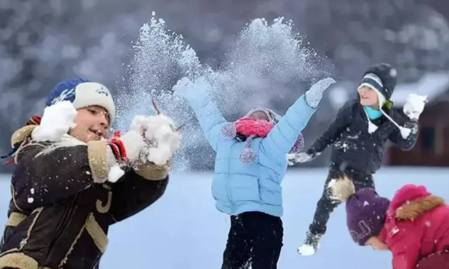 Bugün o ilimizde okullar tatil mi? Vali Vasip Şahin kararı duyurdu