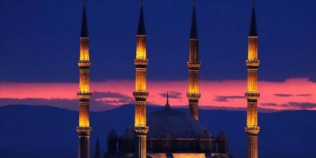 Foto - Bugün sahur kaçta? İftara ne kadar var, iftar saati! İlk sahur saat kaçta? 2022 ilk iftar saati kaç? Diyanet 2022 Ramazan imsakiyesi…