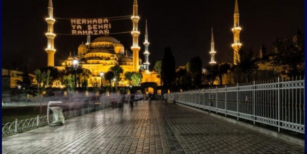 Foto - Bugün sahur kaçta? İftara ne kadar var, iftar saati! İlk sahur saat kaçta? 2022 ilk iftar saati kaç? Diyanet 2022 Ramazan imsakiyesi…