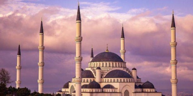 Foto - Bugün sahur kaçta? İftara ne kadar var, iftar saati! İlk sahur saat kaçta? 2022 ilk iftar saati kaç? Diyanet 2022 Ramazan imsakiyesi…
