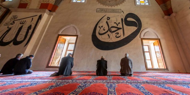 Foto - Bugün sahur kaçta? İftara ne kadar var, iftar saati! İlk sahur saat kaçta? 2022 ilk iftar saati kaç? Diyanet 2022 Ramazan imsakiyesi…