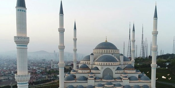 Foto - Bugün sahur kaçta? İftara ne kadar var, iftar saati! İlk sahur saat kaçta? 2022 ilk iftar saati kaç? Diyanet 2022 Ramazan imsakiyesi…