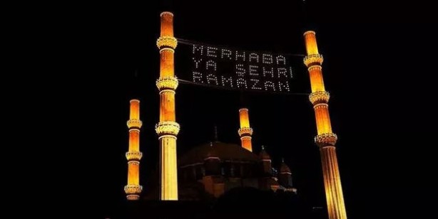 Foto - Bugün sahur kaçta? İftara ne kadar var, iftar saati! İlk sahur saat kaçta? 2022 ilk iftar saati kaç? Diyanet 2022 Ramazan imsakiyesi…