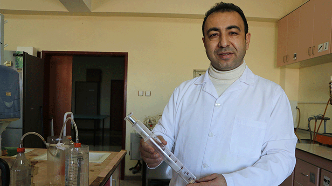 Foto - Bugüne kadar 3 bin 500 liraya ithal ediliyordu! Türk bilim adamları pet şişelerden öyle bir şey yaptı ki...