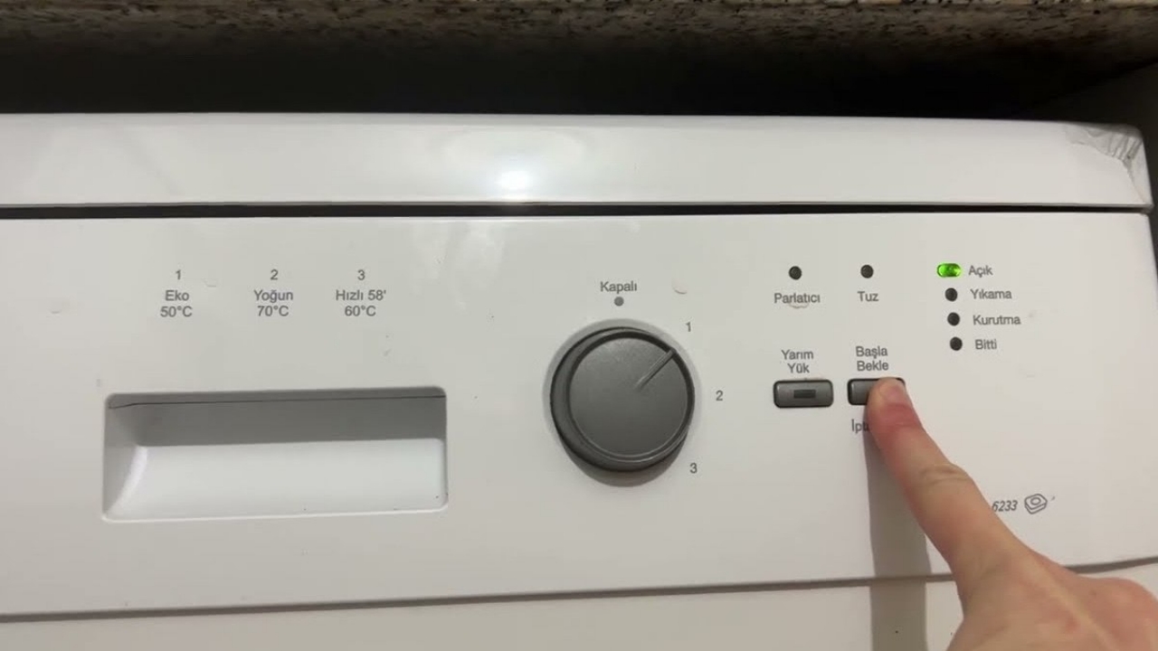 Foto - Bulaşık makinesindeki bu düğmeye bir defa basan, gözlerine inanamıyor! Bu yöntem, su faturasını tam yüzde 20 düşürüyor