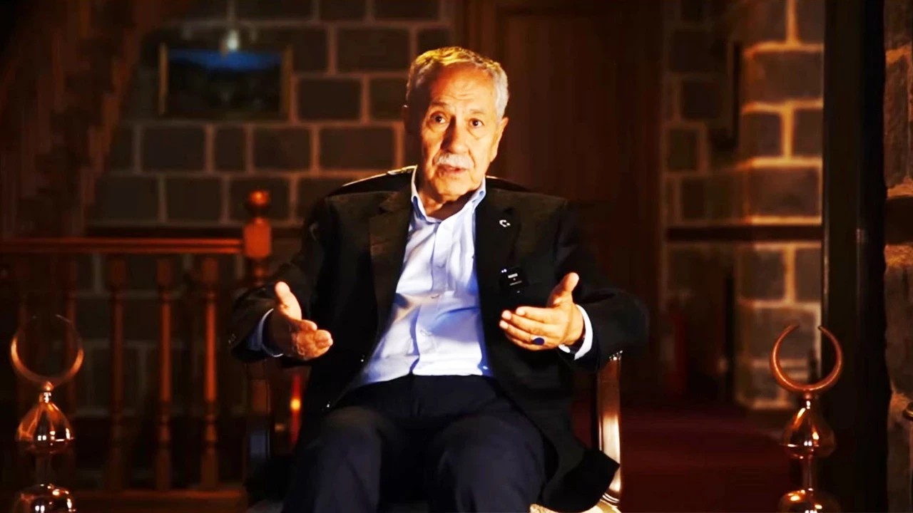 Bülent Arınç'tan beklenmedik çıkış: Büyük üzüntüyle izledim asla tasvip etmiyorum