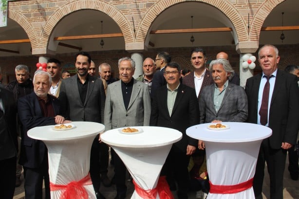 Foto - Bülent Arınç'tan tüm Türkiye'yi ilgilendiren hamle! Bakan beyle görüşüp isminin değiştirilmesini isteyeceğim