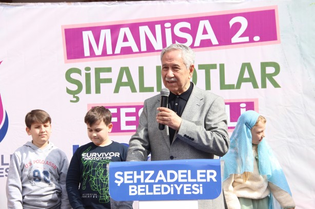 Foto - Bülent Arınç'tan tüm Türkiye'yi ilgilendiren hamle! Bakan beyle görüşüp isminin değiştirilmesini isteyeceğim