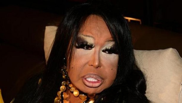 Foto - Bülent Ersoy'dan Zeki Müren'le ilgili şok iddia! Yer yerinden oynayacak! Gerçekten çok büyük rezalet