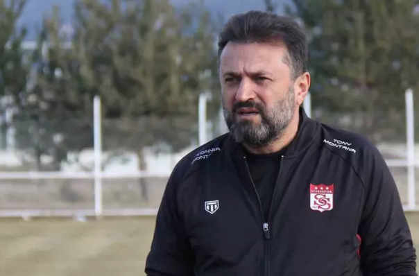 Foto - Bülent hocam biraz ileri gitmiyor musunuz? ‘Yeni bir tehlike var' diyerek açıkladı: "Akıl vermeyi bırakın"