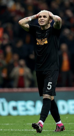 Foto - Buna dikkat etmek lazım... Gomis'i bırak bu isme bak! Büyük bomba...