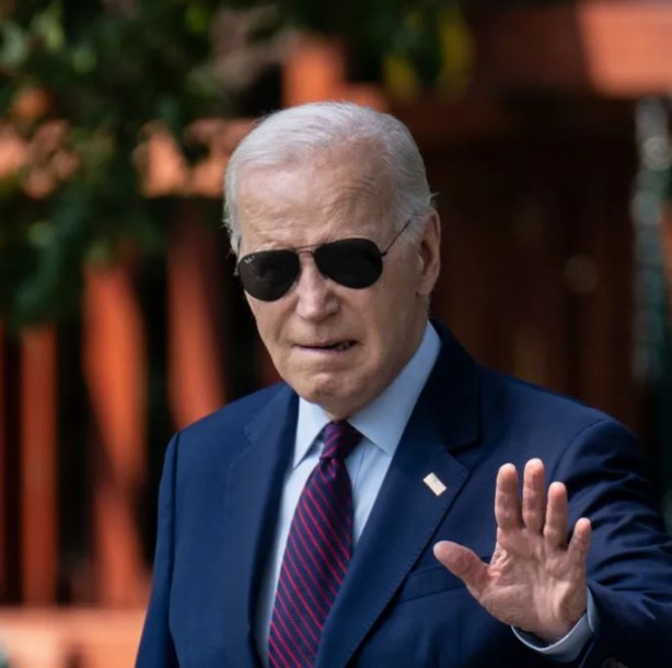 Foto - Bunak Biden siyonist sevgisini açık etti! Yapma, kendimizi adadık!