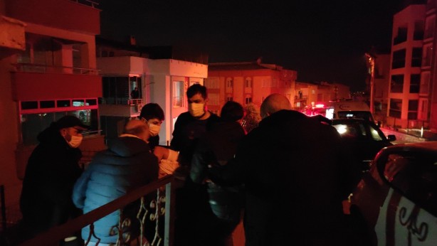 Foto - Bunalıma giren anne iki çocuğu ile intihara kalkıştı!