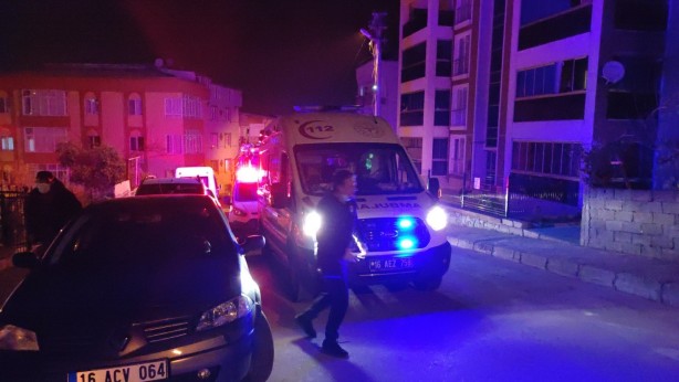 Foto - Bunalıma giren anne iki çocuğu ile intihara kalkıştı!