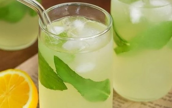 Foto - Bunaltan sıcakların serinleten lezzeti! İşte ev yapımı limonata tarifi
