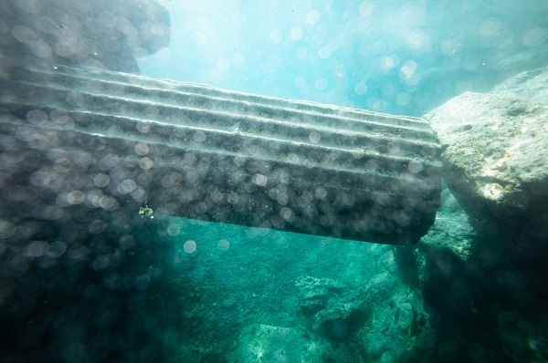 Foto - Bunaltıcı havaya rağmen 36 derecelik antik havuz boş kalmıyor