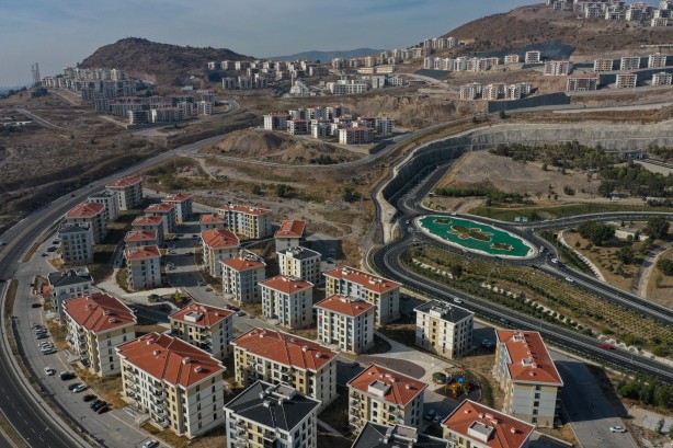 Foto - Bundan tam 3 yıl önce yaşanmıştı! İzmir yeniden inşa edildi! 3887 konut teslim edildi...