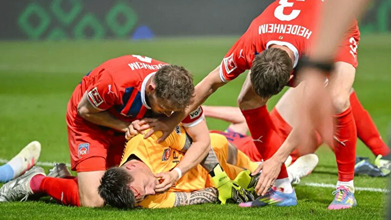 Foto - Bundesliga’da korku dolu anlar: Heidenheim kalecisi Kevin Müller hemen hastaneye kaldırıldı