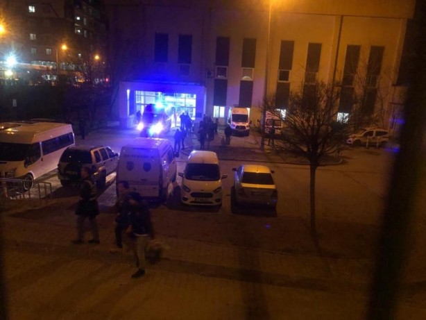 Foto - Bunlar insan olamaz! Taziyeden dönen aracı taradılar: Ölüler ve yaralılar var