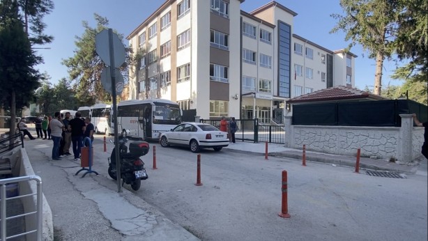 Foto - Bunlar nasıl öğrenci taşıyor? Büyük skandal