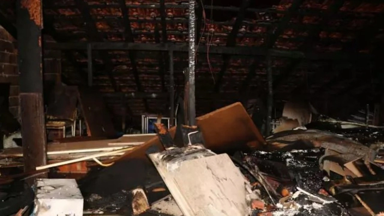 Foto - Bunlara idam gerek: 1,5 yaşındaki çocuğun boğazını kesti!