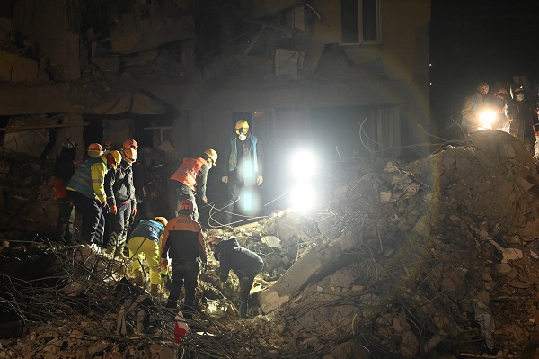 Foto - Bunları mutlaka telefonunuza indirin! Depremde hayat kurtaran uygulamalar